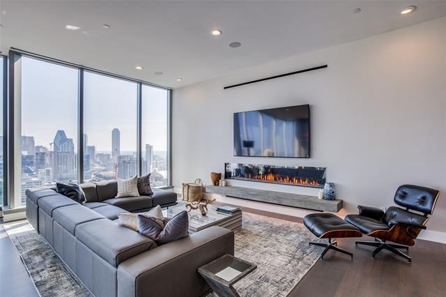 Foto del edificio - 3130 N Harwood St