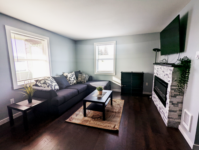 Living Room - 9234 SE Division St