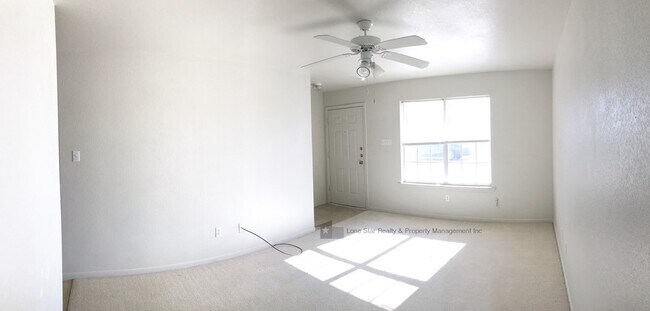 Building Photo - 400 Brittney Way, Apt C
