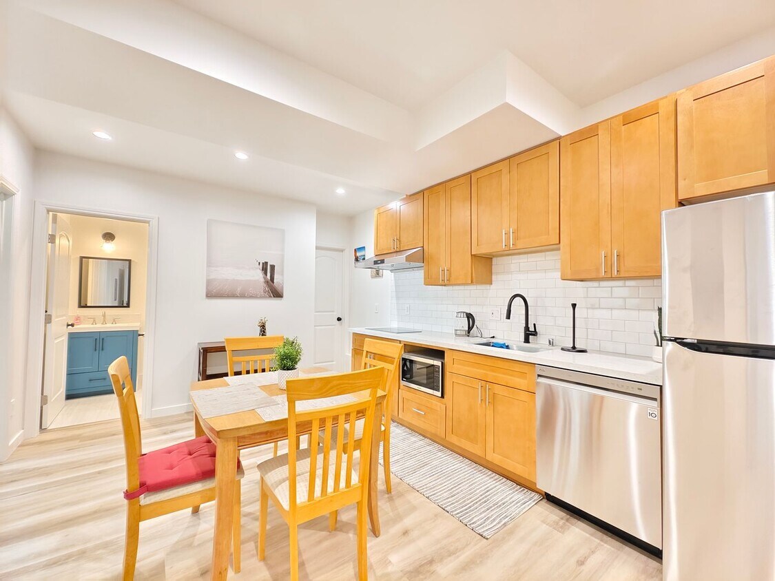 Foto principal - 2621 Clement St