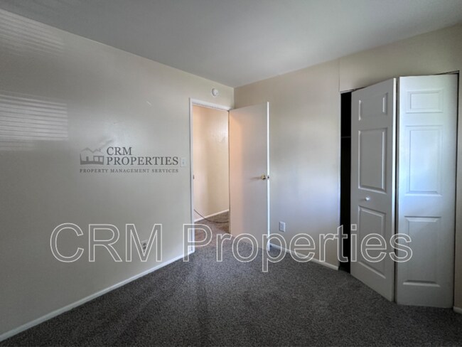 Building Photo - 1212 Wigwam Dr