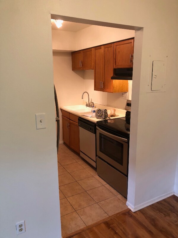Foto del edificio - 3045 Aaron Burr Ave