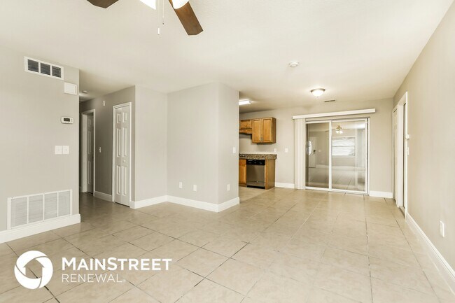 Foto del edificio - 7024 Davar Ave