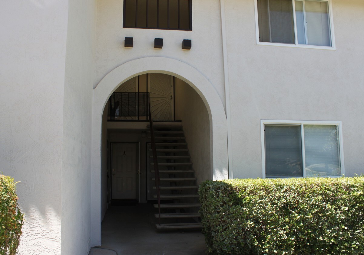 Building Photo - 5567 Sonoma Dr