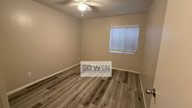 Foto del edificio - 755 W 1st Ave