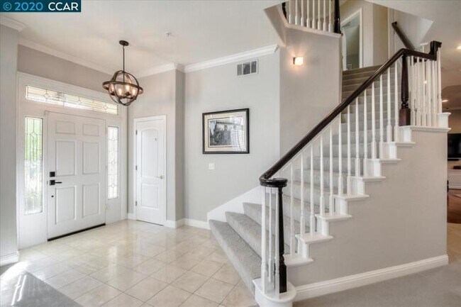 Building Photo - 4 bedroom in Livermore CA 94550