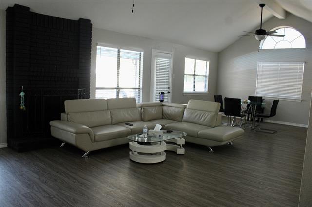 Foto del edificio - 808 Bridgewater Ln