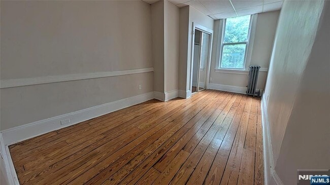 Building Photo - 154 Undercliff Ave
