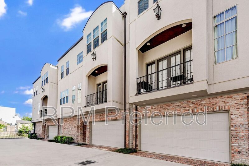 Primary Photo - 4506 Jackson St