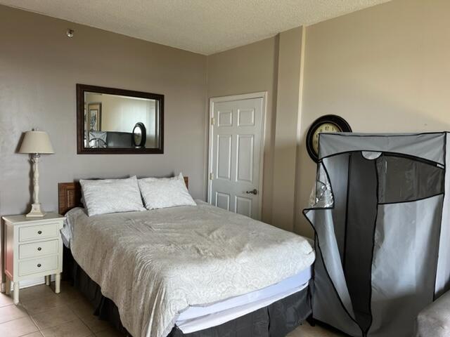 Foto del edificio - 214 Miracle Strip Pkwy SW
