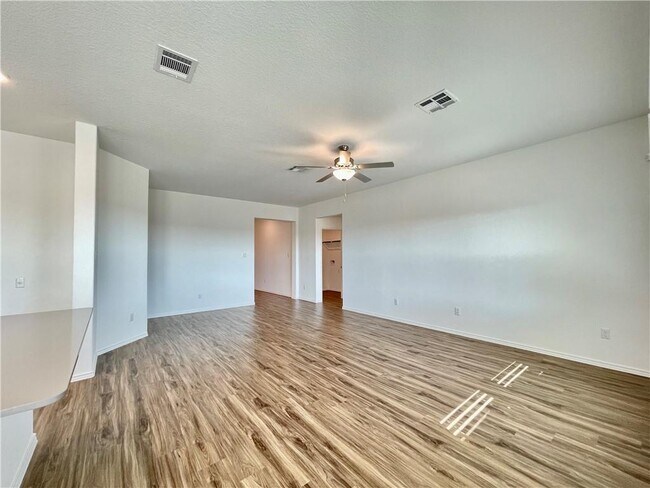 Building Photo - 408 Bluejack Wy