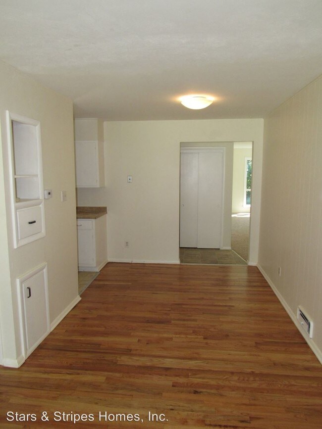 Building Photo - 4 br, 2 bath House - 1170 S Fairfax Street