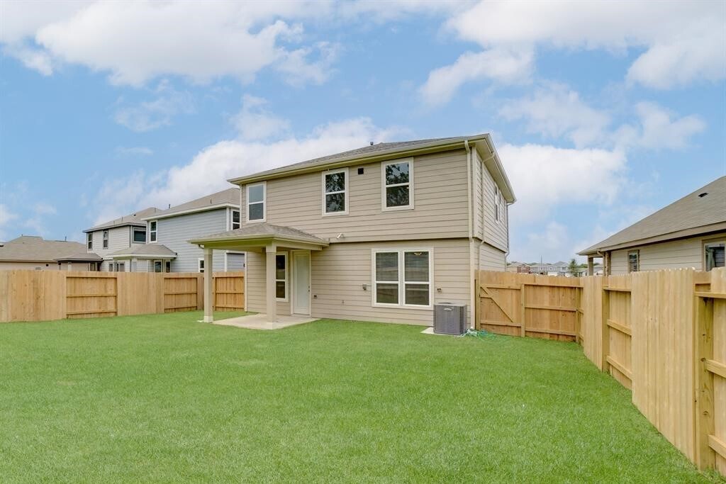 Foto del edificio - 6230 Morning Fern Ln