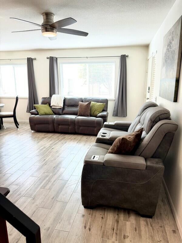 Foto del edificio - 72619 Thrush Rd