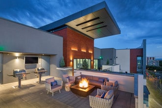 Roof top lounge - Coda