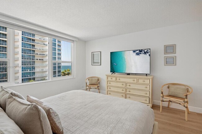 Foto del edificio - 3505 S Ocean Dr