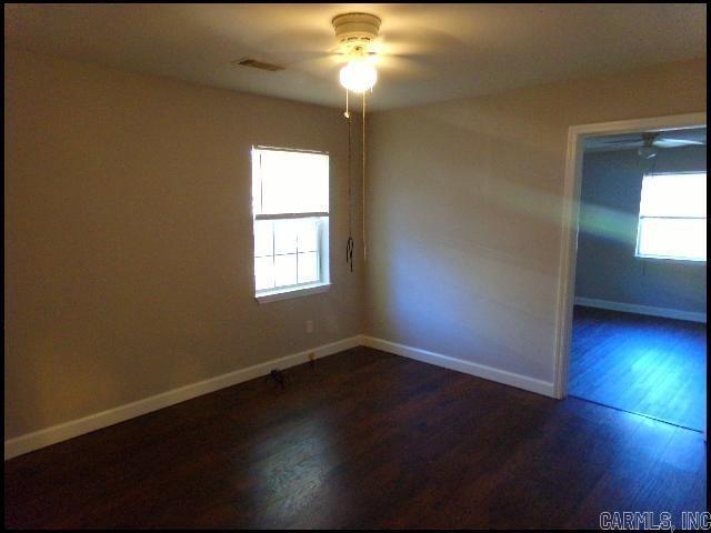 Foto del edificio - 17 Neal Pl