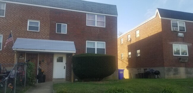Foto del edificio - 9418 Kirkwood Rd