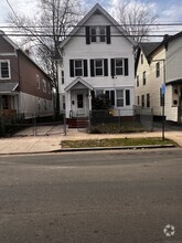Building Photo - 552 Winthrop Ave
