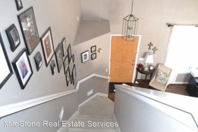 Foto del edificio - 5 br, 3.5 bath House - 6481 Summer Grace St