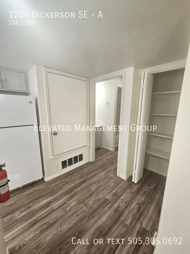 Foto del edificio - 1209 Dickerson Dr SE