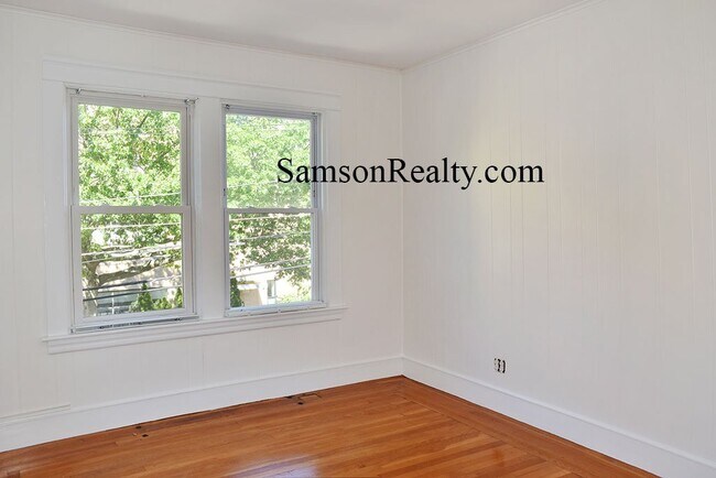 Foto del edificio - 90 Taft Ave