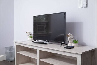 Building Photo - 7 Summit Ave