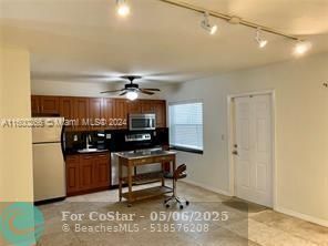 Foto del edificio - 1470 N Dixie Hwy