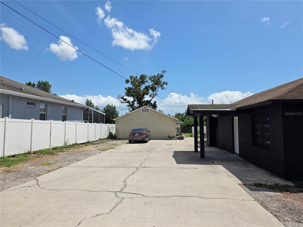 Foto del edificio - 3422 W Idlewild Ave