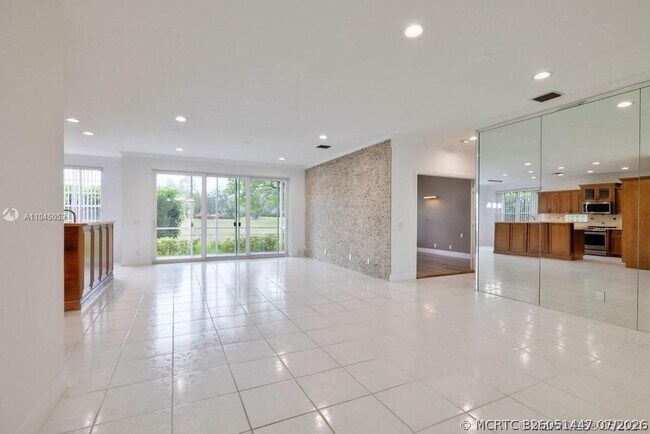 Building Photo - 12375 NW 10th Dr