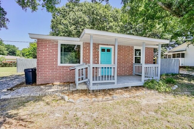 Photo - 205 Brushy Creek Road House