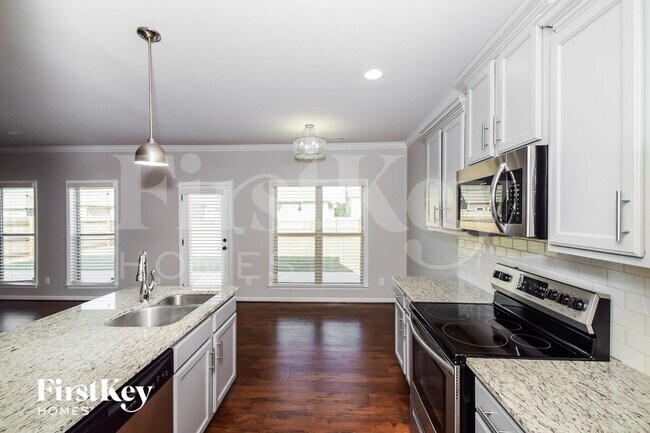 Building Photo - 609 Waterstone Dr