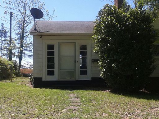 Primary Photo - 108 Sunset Dr
