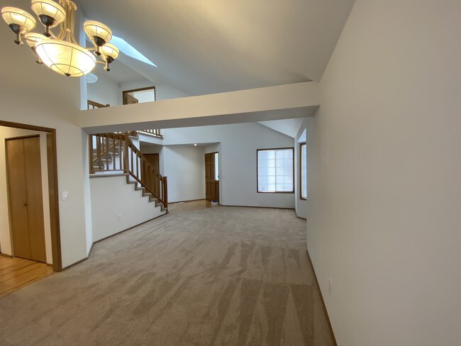 Foto del edificio - 648 S 32nd Pl