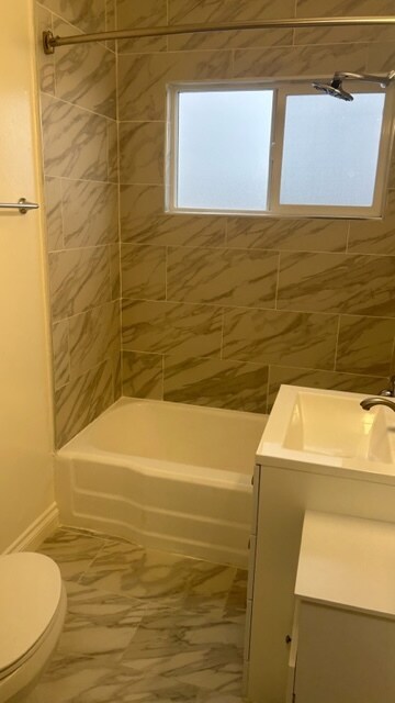 Foto del edificio - 12012 Washington Pl