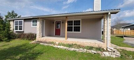 Building Photo - 195 Cardinal Dr