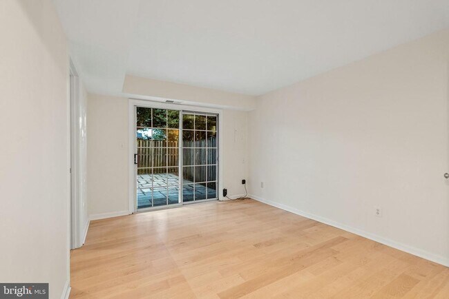 Foto del edificio - 3110 9th Rd N