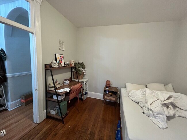 Building Photo - 38 Hemenway St