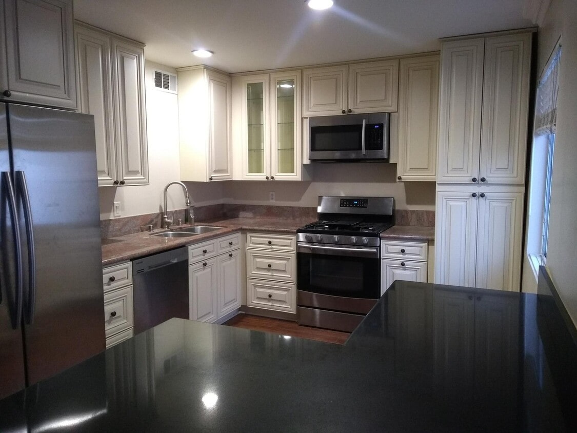 Cocina - 7785 Via Cassano