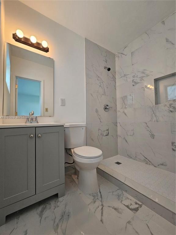 Foto del edificio - 7908 Granada Blvd