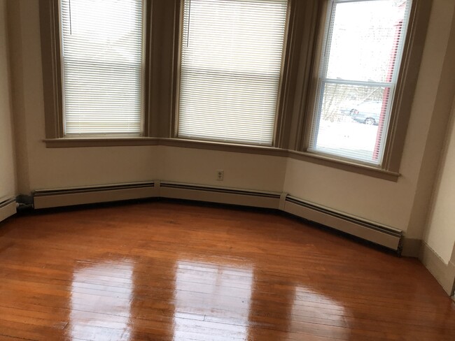 Hardwood floors - 63 Orchard St