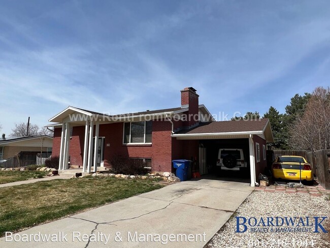 Building Photo - 4 br, 2 bath House - 1477 E 7335 S