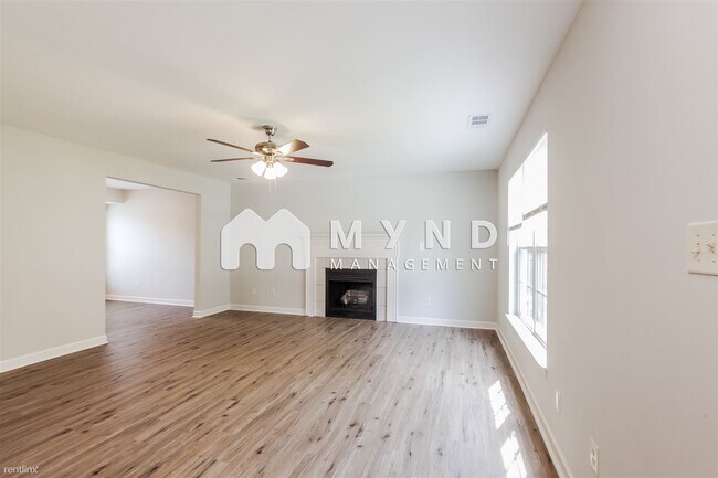 Building Photo - 3 br, 2.5 bath House - 1020 Alston Hill Dr