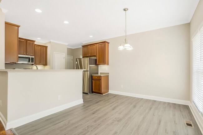 Building Photo - 156 Stiles Dr