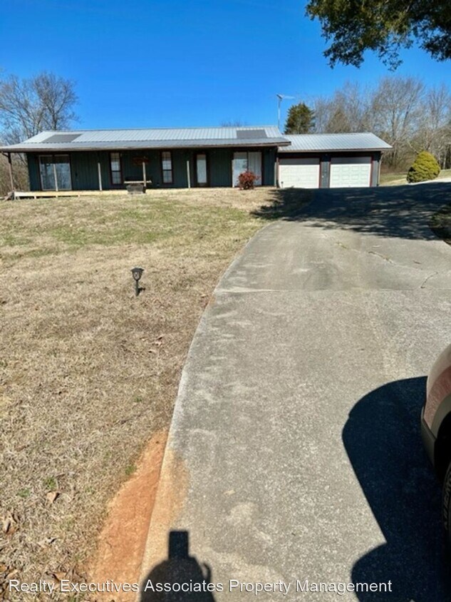Primary Photo - 2 br, 2 bath House - 1354 Fork Road