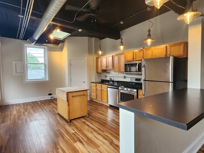 Kitchen - 84 S 24th St