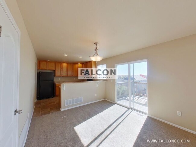 Foto del edificio - 7573 Duck Hawk Pl