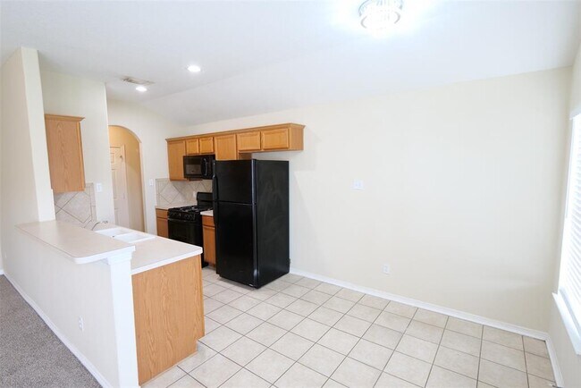 Building Photo - 5718 Coyote Call Ct