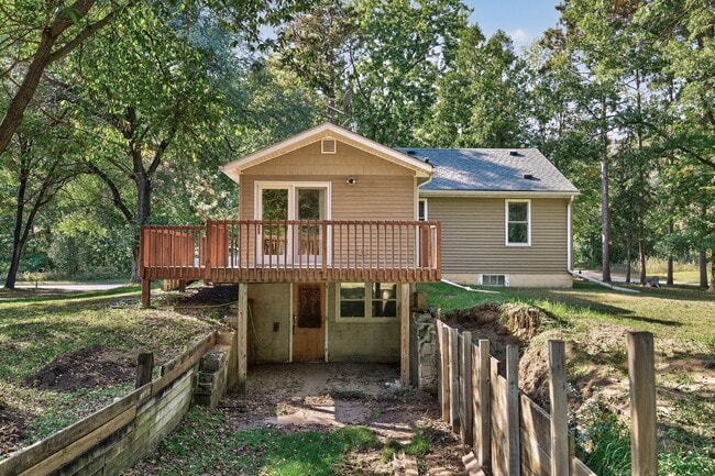 Building Photo - Acreage Property