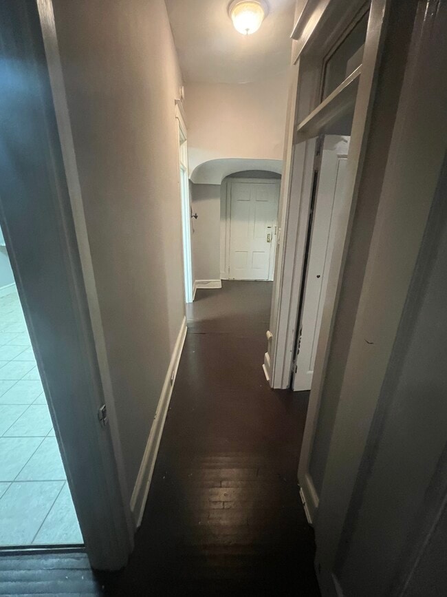 Building Photo - 243 N Queen St